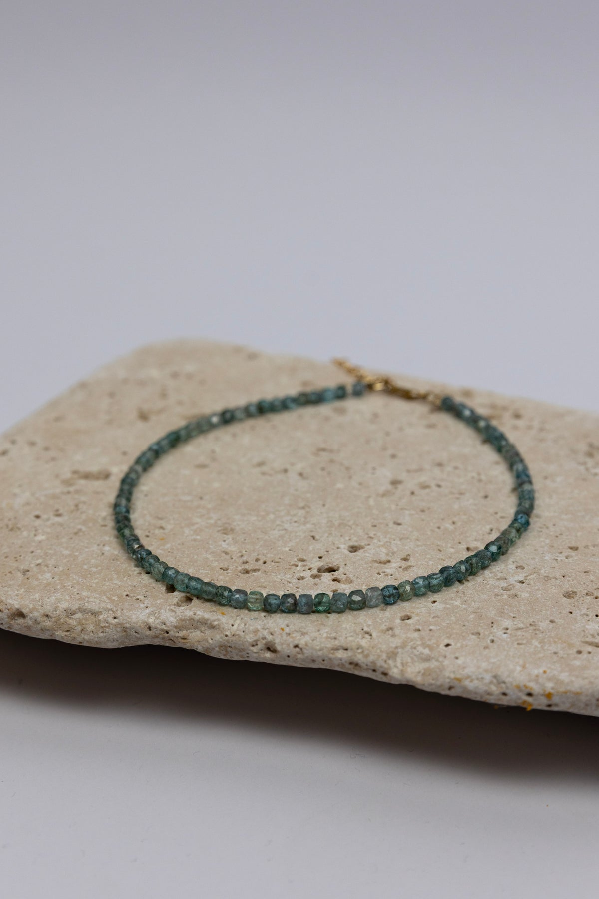 Apatite | שרשרת